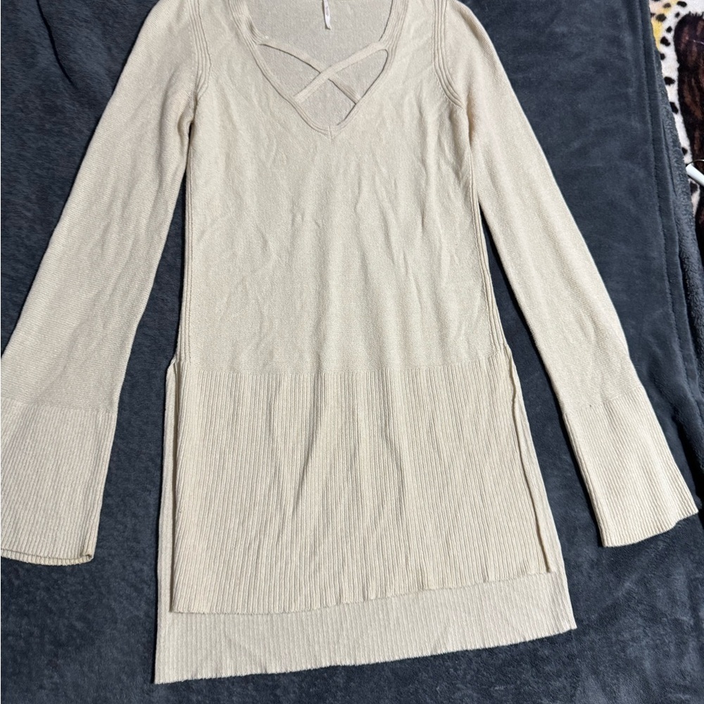 FREE PEOPLE Criss Cross Tunic Knit Sweater V Neck Tan Beige Small - Picture 8 of 13
